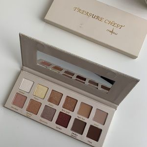 Mellow Cosmetics Treaure chest Palette